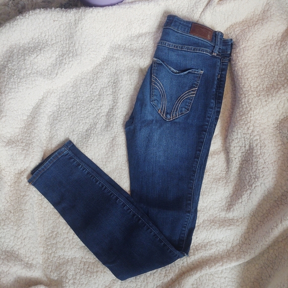Hollister women's jeans - Picture 3 of 3
